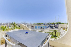 Studio close to the port of Grau du Roi
